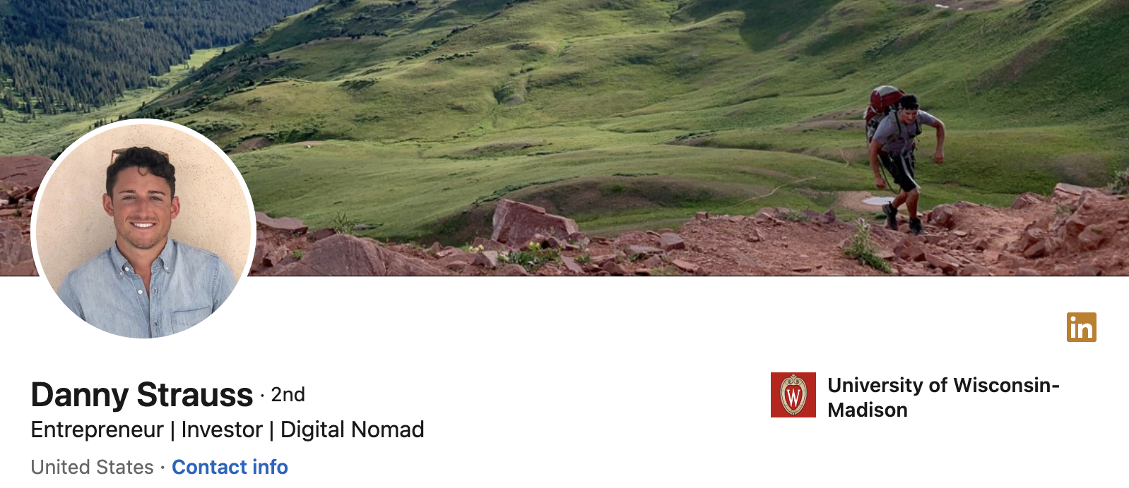 7 LinkedIn Background Photo Ideas To Inspire Your LinkedIn Profile